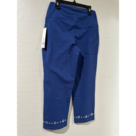Weekend Routine Women's Smoothes & Shapes Capri size S NWT - Picture 2 of 7